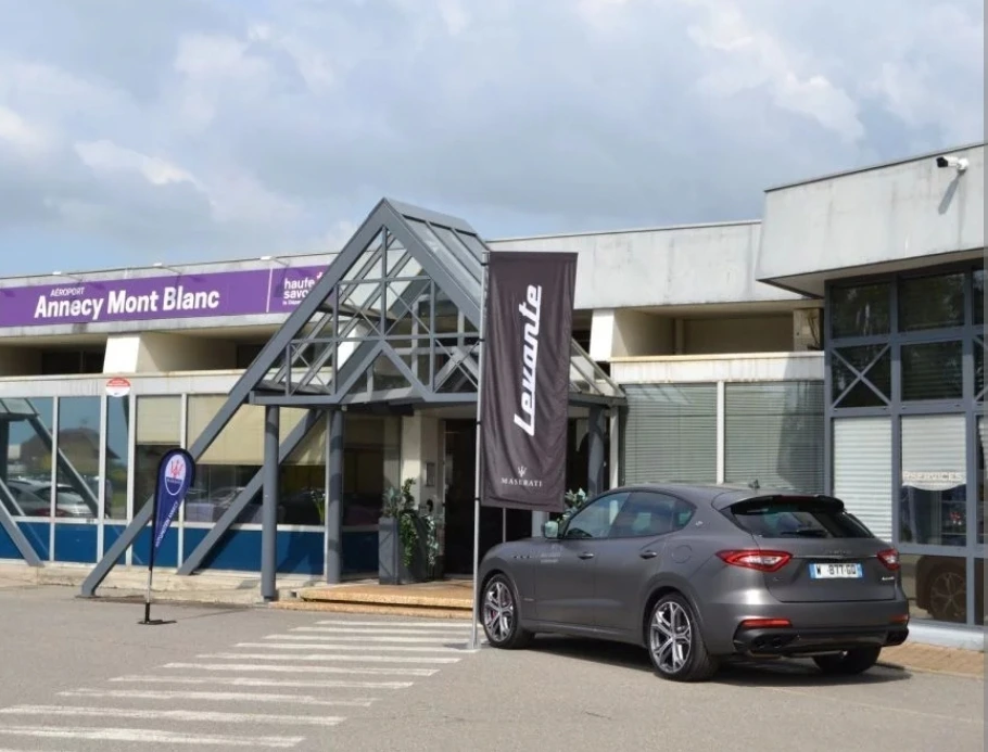 Annecy Airport Taxi & Private Transfers ⇆ French Alps Ski Resorts Annecy Airport taxi, private transfer and shuttle to Courchevel, Méribel, Val Thorens and other ski resorts